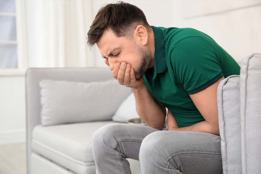 کاهش علائم تهوع و استفراغ بعد از اسلیو معده